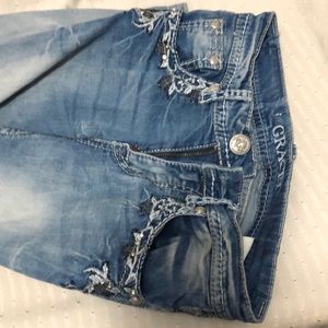 Grace in LA jeans size 26. Mid rise5 pocket.